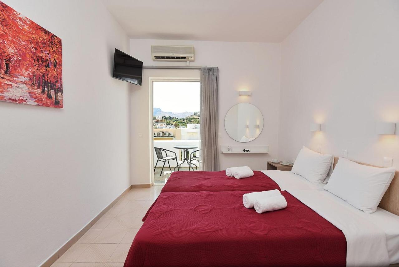 Afroditi Hotel Плакиас Экстерьер фото