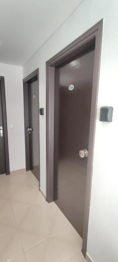 Afroditi Hotel Плакиас Экстерьер фото